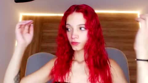 Snapshot of cloe_stanfort chatting on June 5, 2026, 7:19 pm Cloe Stanfort online show from June 5, 2026, 7:19 pm