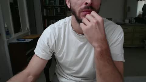 Snapshot of cloud900x chatting on January 16, 2025, 3:02 pm Cloud online show from January 16, 2025, 3:02 pm