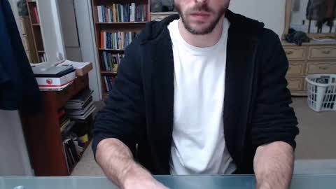 Snapshot of cloud900x chatting on March 4, 2025, 11:00 pm Cloud online show from March 4, 2025, 11:00 pm