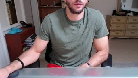 Snapshot of cloud900x chatting on September 11, 2025, 12:55 am Cloud online show from September 11, 2025, 12:55 am