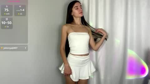 Kelly online show from October 1, 2025, 4:18 am