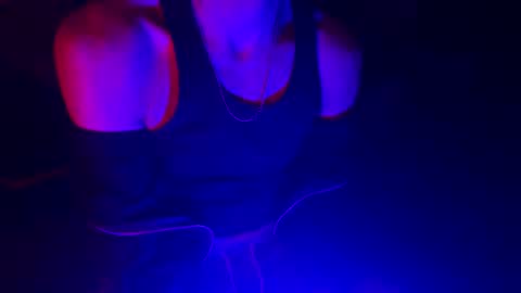 Drew online show from November 30, 2025, 3:21 am