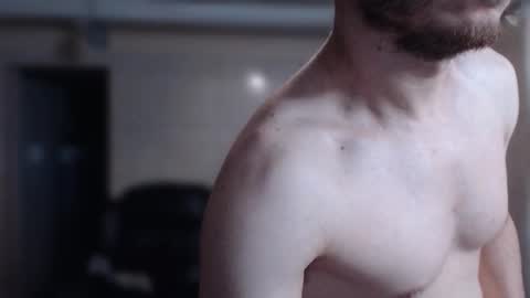 Juank online show from November 9, 2025, 9:02 pm