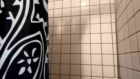 Snapshot of cloudybxtch69 chatting on October 19, 2025, 7:36 pm cloudybxtch69 online show from October 19, 2025, 7:36 pm