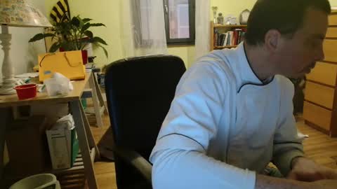 clouplefun online show from January 8, 2025, 7:13 am