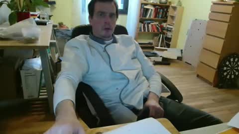 clouplefun online show from February 15, 2025, 7:06 am