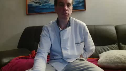 clouplefun online show from February 17, 2026, 6:43 am