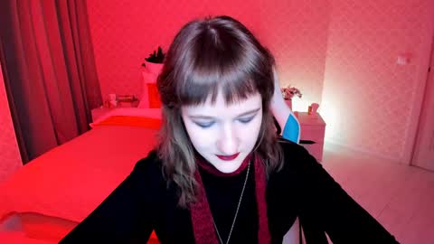 Snapshot of clover_red chatting on December 24, 2024, 2:54 pm Clover follow me online show from December 24, 2024, 2:54 pm
