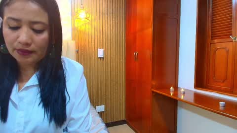 Snapshot of clovyzenvy chatting on June 1, 2026, 11:12 am Clovy Zenvy online show from June 1, 2026, 11:12 am