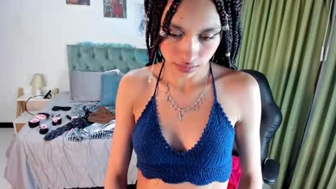 Snapshot of clown_face chatting on February 7, 2025, 9:16 am emely dolce online show from February 7, 2025, 9:16 am