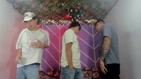 club_latinboys online show from October 5, 2025, 7:23 pm