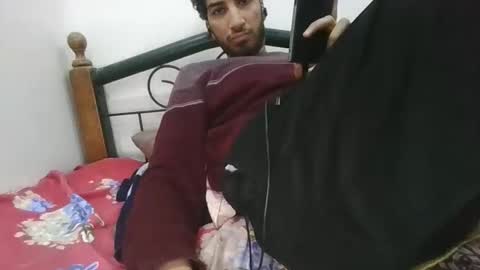 cm6punk6 online show from December 5, 2025, 8:16 pm