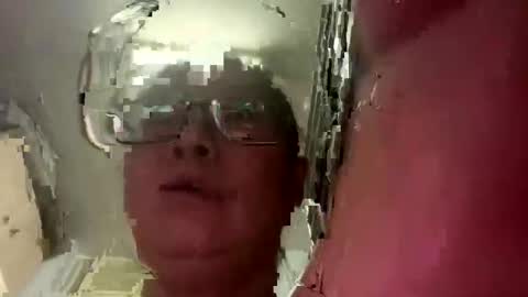 Snapshot of cocacola1668 chatting on February 14, 2025, 1:51 pm Cocacola1668 online show from February 14, 2025, 1:51 pm