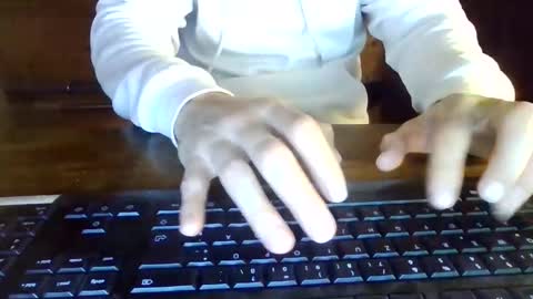 Snapshot of cock4onenight chatting on December 18, 2024, 9:47 am cock4onenight online show from December 18, 2024, 9:47 am