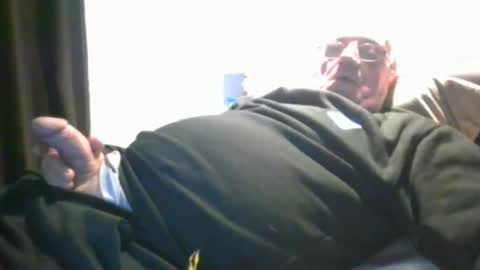 Snapshot of cock9635 chatting on February 13, 2025, 11:39 am cock9635 online show from February 13, 2025, 11:39 am