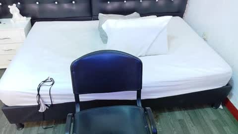 cock_whisperer69 online show from March 21, 2026, 2:09 pm
