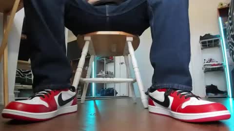 Gorgeous online show from January 5, 2026, 5:27 pm