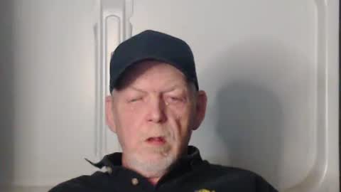 Snapshot of cockreadynow4u chatting on October 18, 2025, 6:05 am cockreadynow4u online show from October 18, 2025, 6:05 am