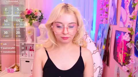 Mia online show from March 6, 2025, 3:35 am