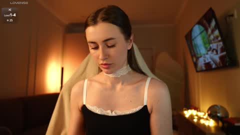 Anna online show from March 20, 2026, 7:08 pm