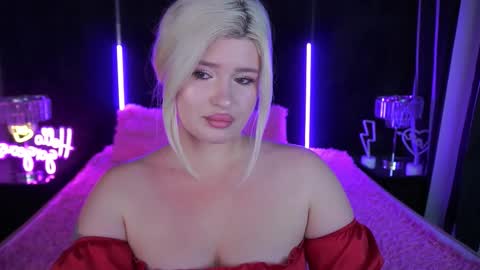 onlyfans amyleyy online show from September 27, 2025, 7:13 am