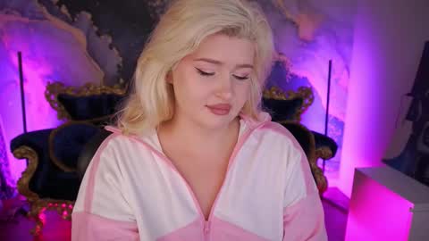 onlyfans amyleyy online show from October 13, 2025, 6:57 am