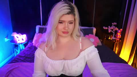 onlyfans amyleyy online show from June 9, 2026, 7:09 am