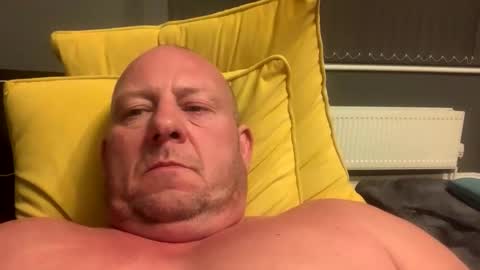 Snapshot of col4nows chatting on October 1, 2025, 9:54 pm col4nows online show from October 1, 2025, 9:54 pm