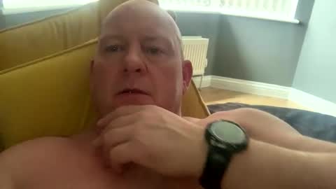 Snapshot of col4nows chatting on October 15, 2025, 9:53 am col4nows online show from October 15, 2025, 9:53 am