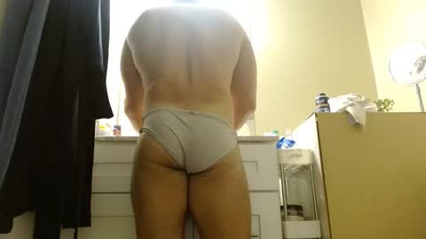 Snapshot of colbymoney chatting on October 10, 2025, 2:54 am Colby big dick money online show from October 10, 2025, 2:54 am