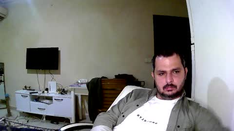 coldskull15 online show from February 1, 2025, 5:37 pm