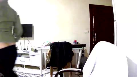 coldskull15 online show from March 3, 2025, 12:16 pm