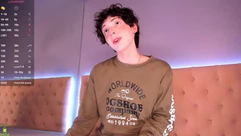 Snapshot of colestorm chatting on October 25, 2025, 8:47 pm COLE online show from October 25, 2025, 8:47 pm
