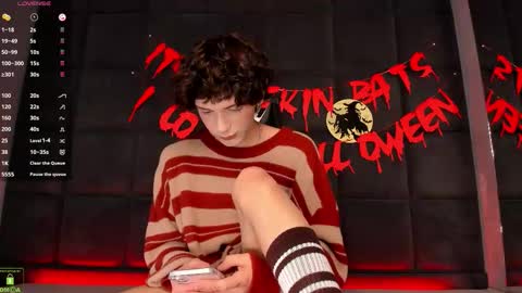 Snapshot of colestorm chatting on October 26, 2025, 9:10 pm COLE online show from October 26, 2025, 9:10 pm