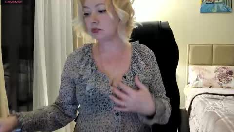 Snapshot of colette1w chatting on February 16, 2026, 8:27 pm Olga. online show from February 16, 2026, 8:27 pm