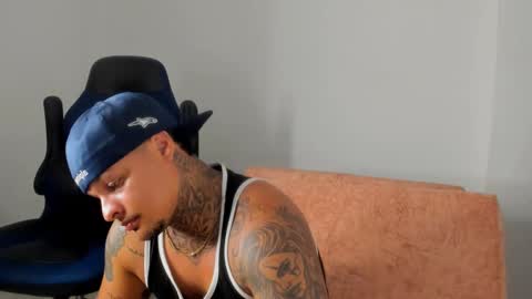 Snapshot of colin_prince2 chatting on February 20, 2025, 12:08 am COLIN online show from February 20, 2025, 12:08 am