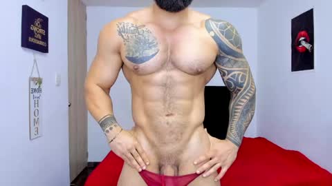 Snapshot of college_muscle_ass chatting on May 17, 2026, 5:20 pm college_muscle_ass online show from May 17, 2026, 5:20 pm
