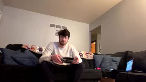 college_packing_8 online show from January 6, 2026, 2:15 am