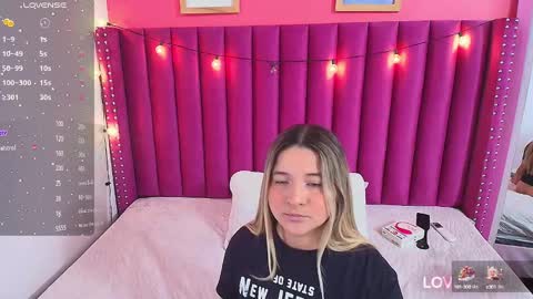  MEGAN  online show from December 31, 2024, 5:51 pm