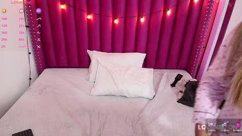  MEGAN  online show from January 23, 2025, 11:15 pm