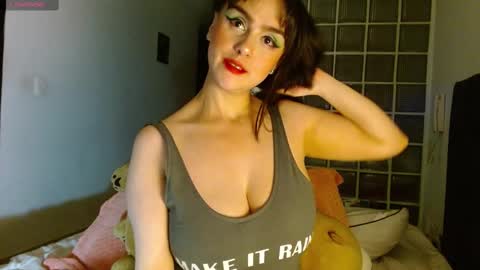 Collette online show from February 16, 2025, 7:04 am