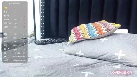 Snapshot of colombia_mommy_ chatting on December 21, 2024, 3:53 pm GRETCHEN online show from December 21, 2024, 3:53 pm