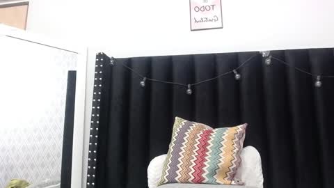 Snapshot of colombia_mommy_ chatting on December 28, 2024, 12:13 pm GRETCHEN online show from December 28, 2024, 12:13 pm