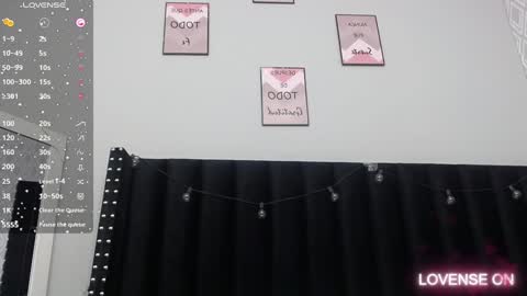 Snapshot of colombia_mommy_ chatting on January 9, 2025, 12:30 pm GRETCHEN online show from January 9, 2025, 12:30 pm