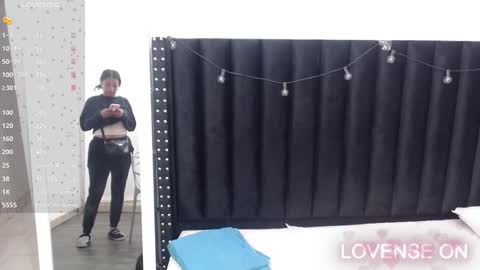 Snapshot of colombia_mommy_ chatting on January 10, 2025, 12:26 pm GRETCHEN online show from January 10, 2025, 12:26 pm
