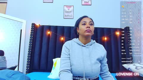Snapshot of colombia_mommy_ chatting on January 30, 2025, 12:16 pm GRETCHEN online show from January 30, 2025, 12:16 pm