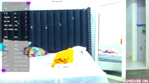 Snapshot of colombia_mommy_ chatting on March 12, 2025, 12:26 pm GRETCHEN online show from March 12, 2025, 12:26 pm
