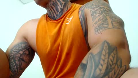 Snapshot of colombian_monster_cock chatting on December 27, 2024, 8:02 am camilo online show from December 27, 2024, 8:02 am