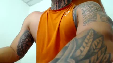 Snapshot of colombian_monster_cock chatting on January 8, 2025, 7:55 am camilo online show from January 8, 2025, 7:55 am