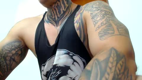 Snapshot of colombian_monster_cock chatting on February 6, 2025, 4:21 am camilo online show from February 6, 2025, 4:21 am